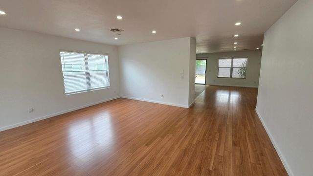 15537 W Gelding Drive, Surprise, AZ 85379