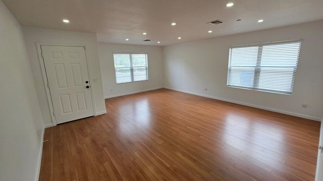 15537 W Gelding Drive, Surprise, AZ 85379