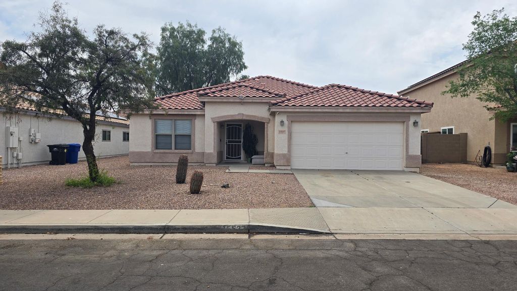 15537 W Gelding Drive, Surprise, AZ 85379