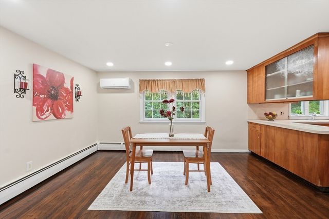 7 Cherry Ridge Road, Acton, MA 01720