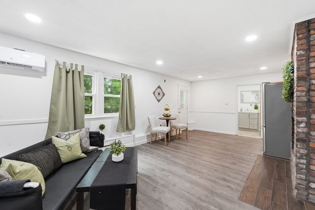7 Cherry Ridge Road, Acton, MA 01720