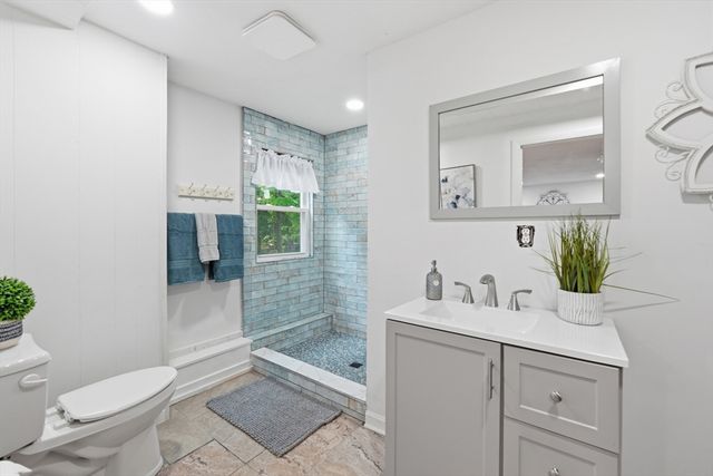 7 Cherry Ridge Road, Acton, MA 01720