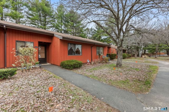 469 Asbury Ridge 469, Shelton, CT 06484