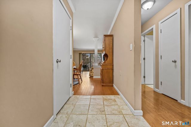 469 Asbury Ridge 469, Shelton, CT 06484