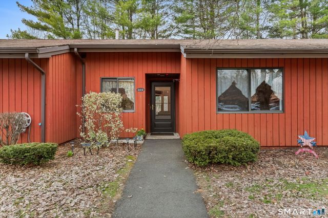 469 Asbury Ridge 469, Shelton, CT 06484