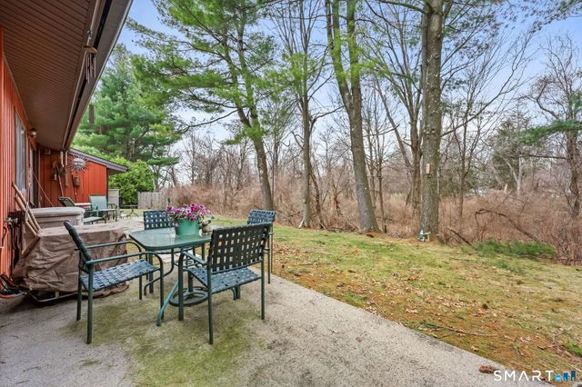 469 Asbury Ridge 469, Shelton, CT 06484