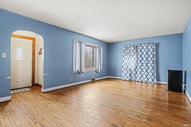 1510 E Beardsley Avenue, Elkhart, IN 46514