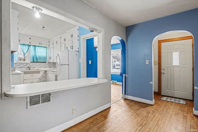 1510 E Beardsley Avenue, Elkhart, IN 46514