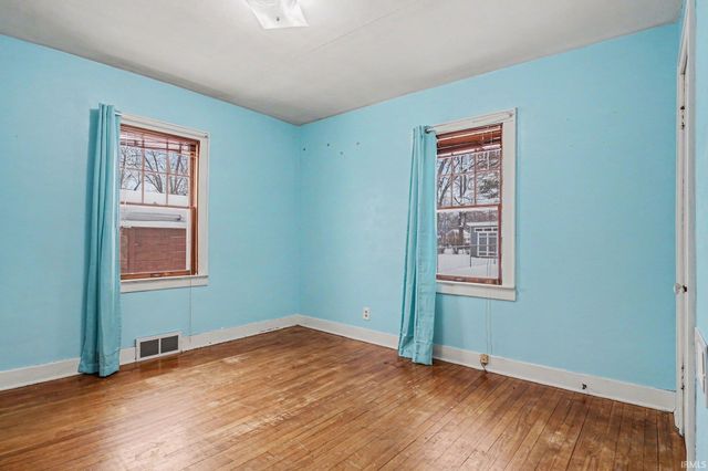 1510 E Beardsley Avenue, Elkhart, IN 46514