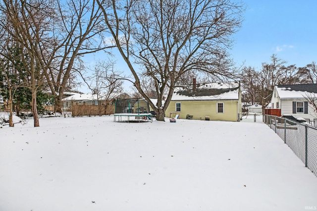 1510 E Beardsley Avenue, Elkhart, IN 46514