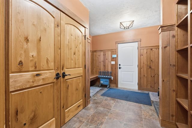 172 South Peak Road, Lincoln, NH 03251