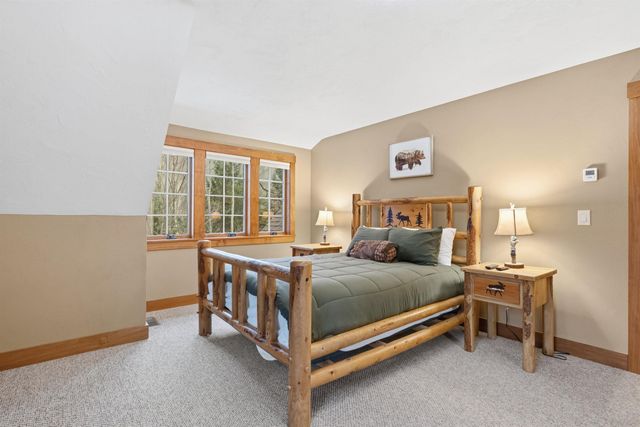 172 South Peak Road, Lincoln, NH 03251