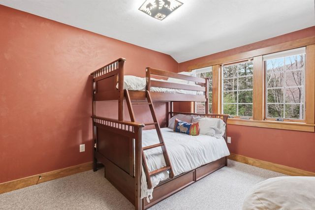 172 South Peak Road, Lincoln, NH 03251