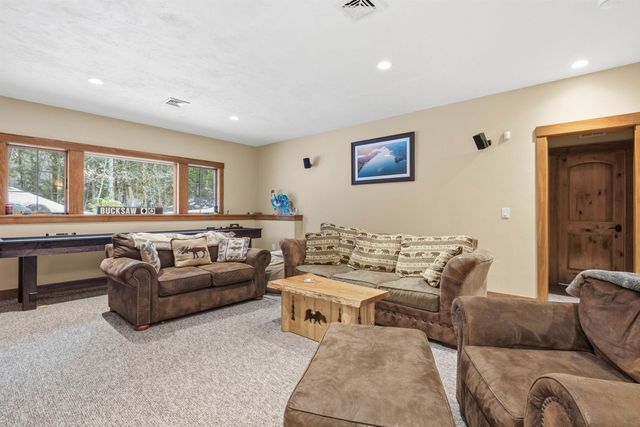 172 South Peak Road, Lincoln, NH 03251