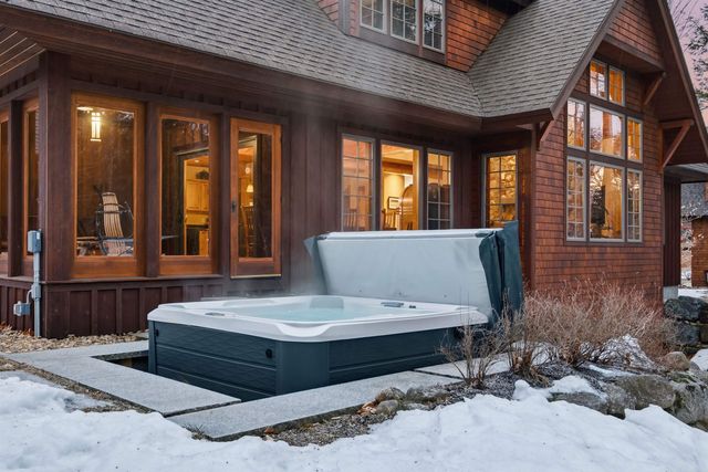 172 South Peak Road, Lincoln, NH 03251