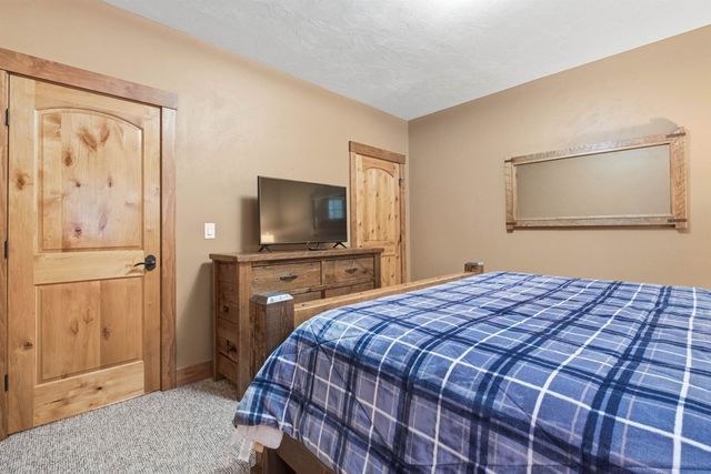 172 South Peak Road, Lincoln, NH 03251