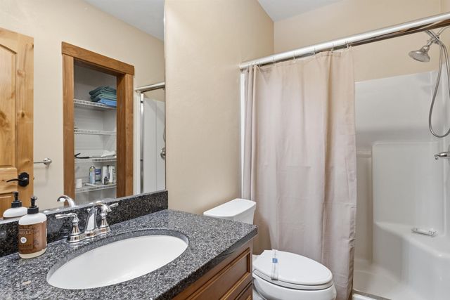 172 South Peak Road, Lincoln, NH 03251