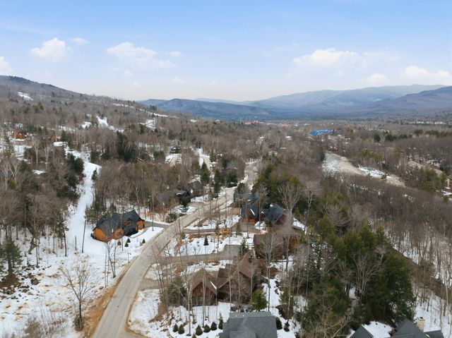 172 South Peak Road, Lincoln, NH 03251