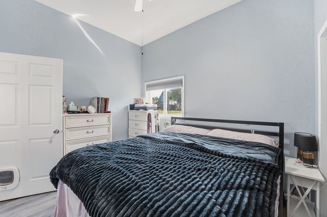 2301 E Grand Avenue, Des Moines, IA 50317