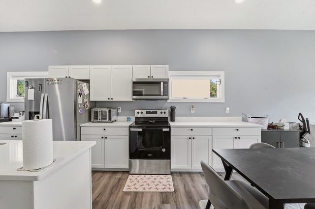 2301 E Grand Avenue, Des Moines, IA 50317