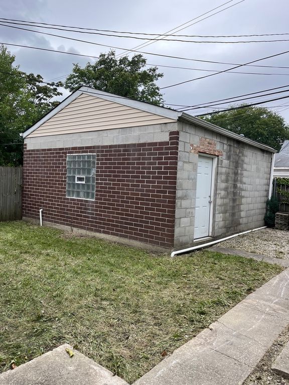 1018 N Latrobe Street, Chicago, IL 60651 — photo 3