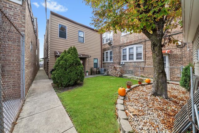 5738 S Archer Avenue, Chicago, IL 60638