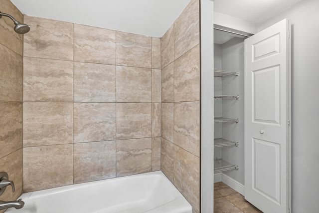 4999 Sable Pine Circle D2, West Palm Beach, FL 33417