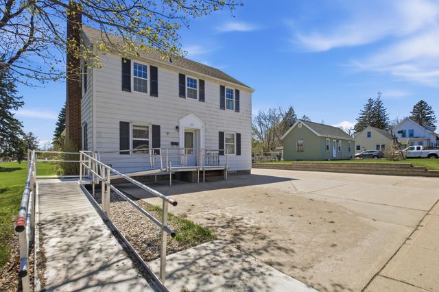 405 Willmar Avenue SW, Willmar, MN 56201