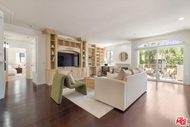 1920 S Beverly Glen Boulevard 101, Los Angeles, CA 90025