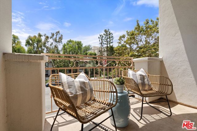 1920 S Beverly Glen Boulevard 101, Los Angeles, CA 90025