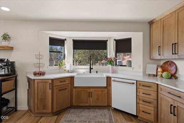 657 Greenleaf Drive, Eagle Point, OR 97524