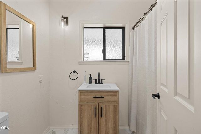 657 Greenleaf Drive, Eagle Point, OR 97524