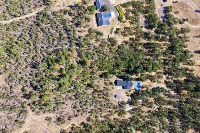 657 Greenleaf Drive, Eagle Point, OR 97524