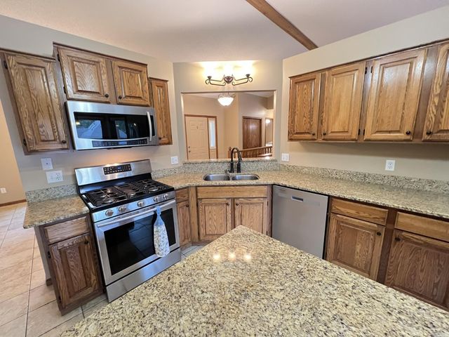 5366 S Park Drive, Savage, MN 55378