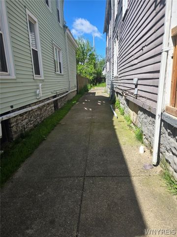 112 Herkimer Street, Buffalo, NY 14213