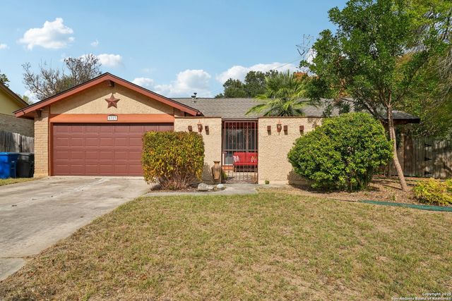 5323 Cerro Vista, San Antonio, TX 78233