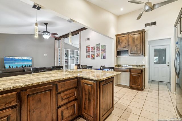 5323 Cerro Vista, San Antonio, TX 78233
