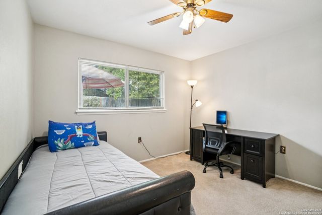 5323 Cerro Vista, San Antonio, TX 78233