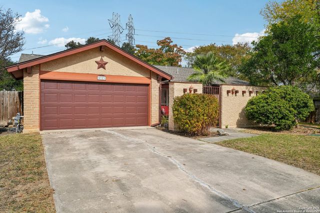 5323 Cerro Vista, San Antonio, TX 78233