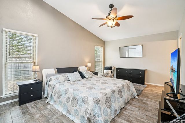 5323 Cerro Vista, San Antonio, TX 78233