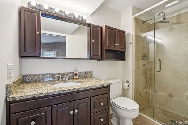 5323 Cerro Vista, San Antonio, TX 78233