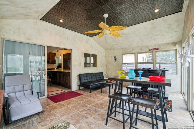 5323 Cerro Vista, San Antonio, TX 78233