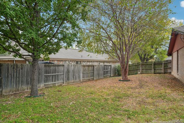 5323 Cerro Vista, San Antonio, TX 78233