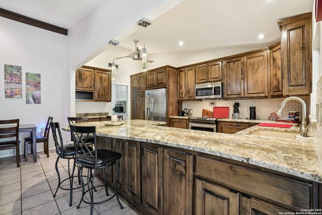 5323 Cerro Vista, San Antonio, TX 78233