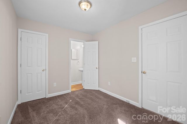 833 Brattleboro Court, Charlotte, NC 28217