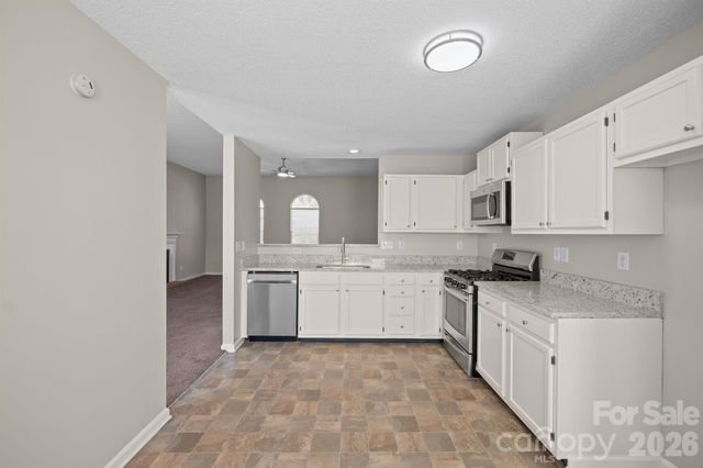 833 Brattleboro Court, Charlotte, NC 28217