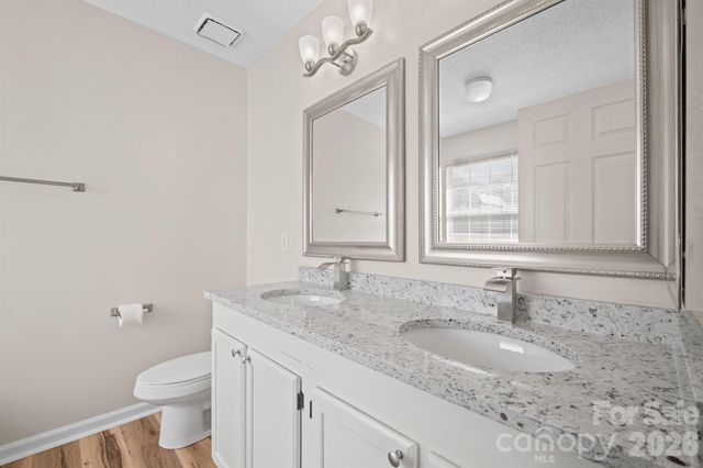 833 Brattleboro Court, Charlotte, NC 28217