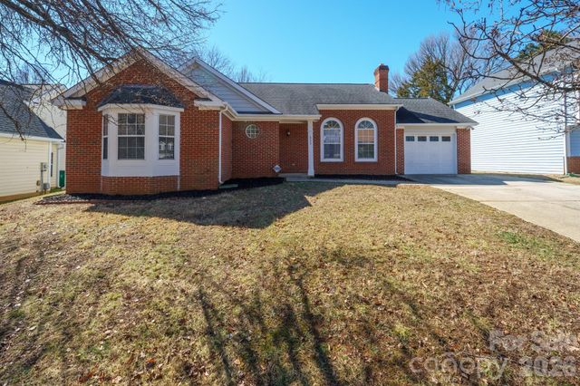 833 Brattleboro Court, Charlotte, NC 28217