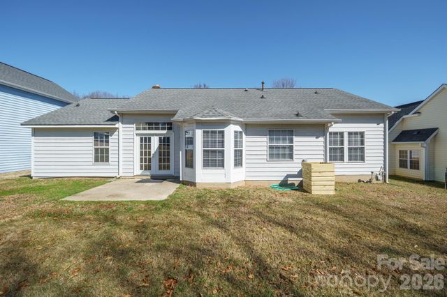 833 Brattleboro Court, Charlotte, NC 28217