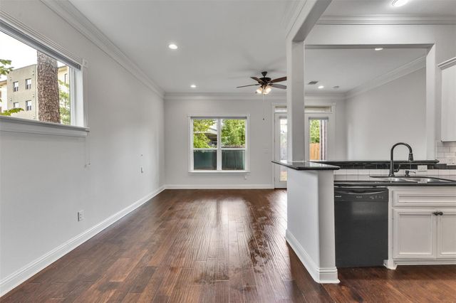 3911 Kennon Street A, Houston, TX 77009